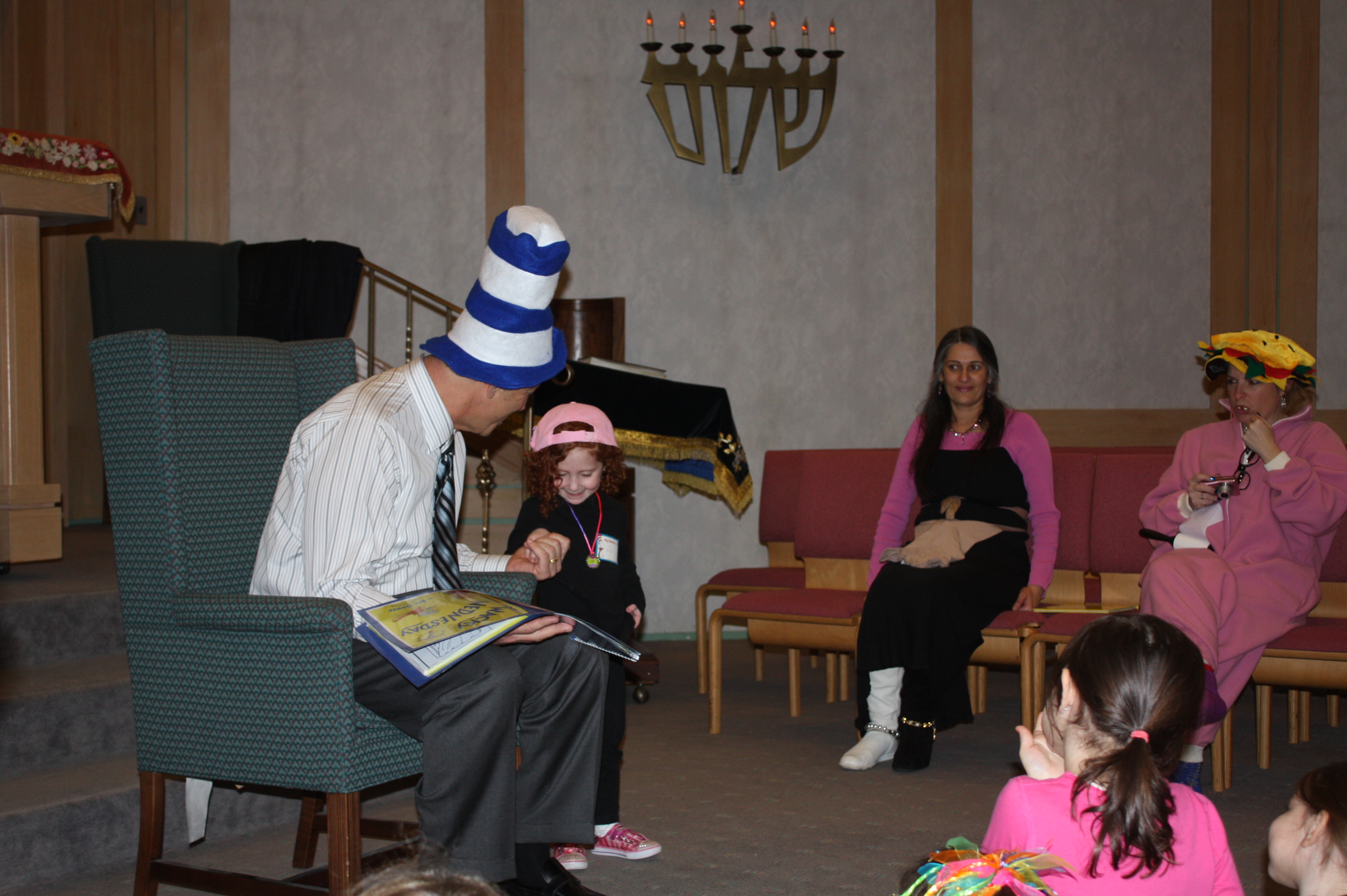 Read Across America Temple Beth Sholom 2